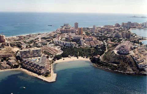 Parcela en venta en primera línea en La Manga del Mar Menor